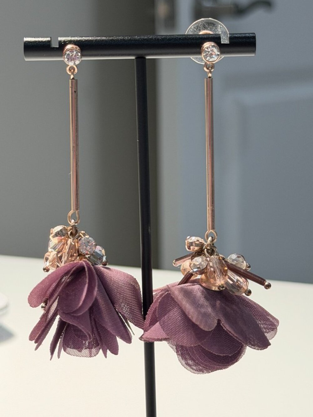 Macy's Dusty Rose Fabric Flower Dangle Drop Earrings Rose Gold EUC - Picture 3 of 5